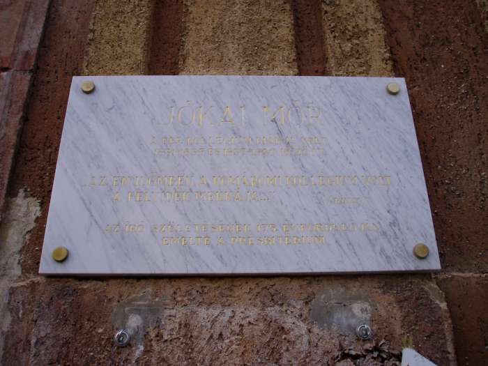 Komárom (Komárno), Jókai u. Református Kollégium. 3.kép.jpg Komárom (Komárno), Jókai u. Református Kollégium. 3.kép.jpg